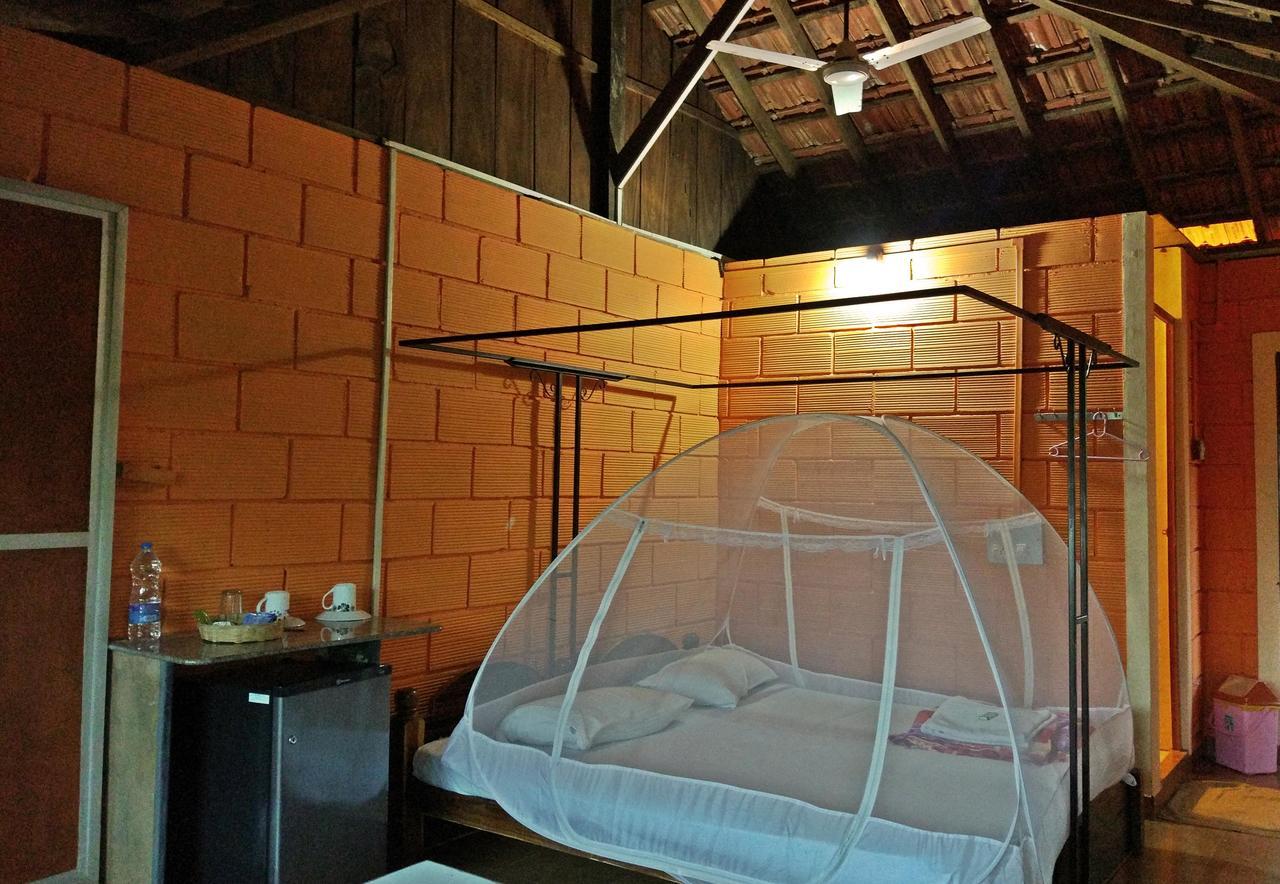 Hôtel Namaste Sanjeevini à Gokarna  Extérieur photo
