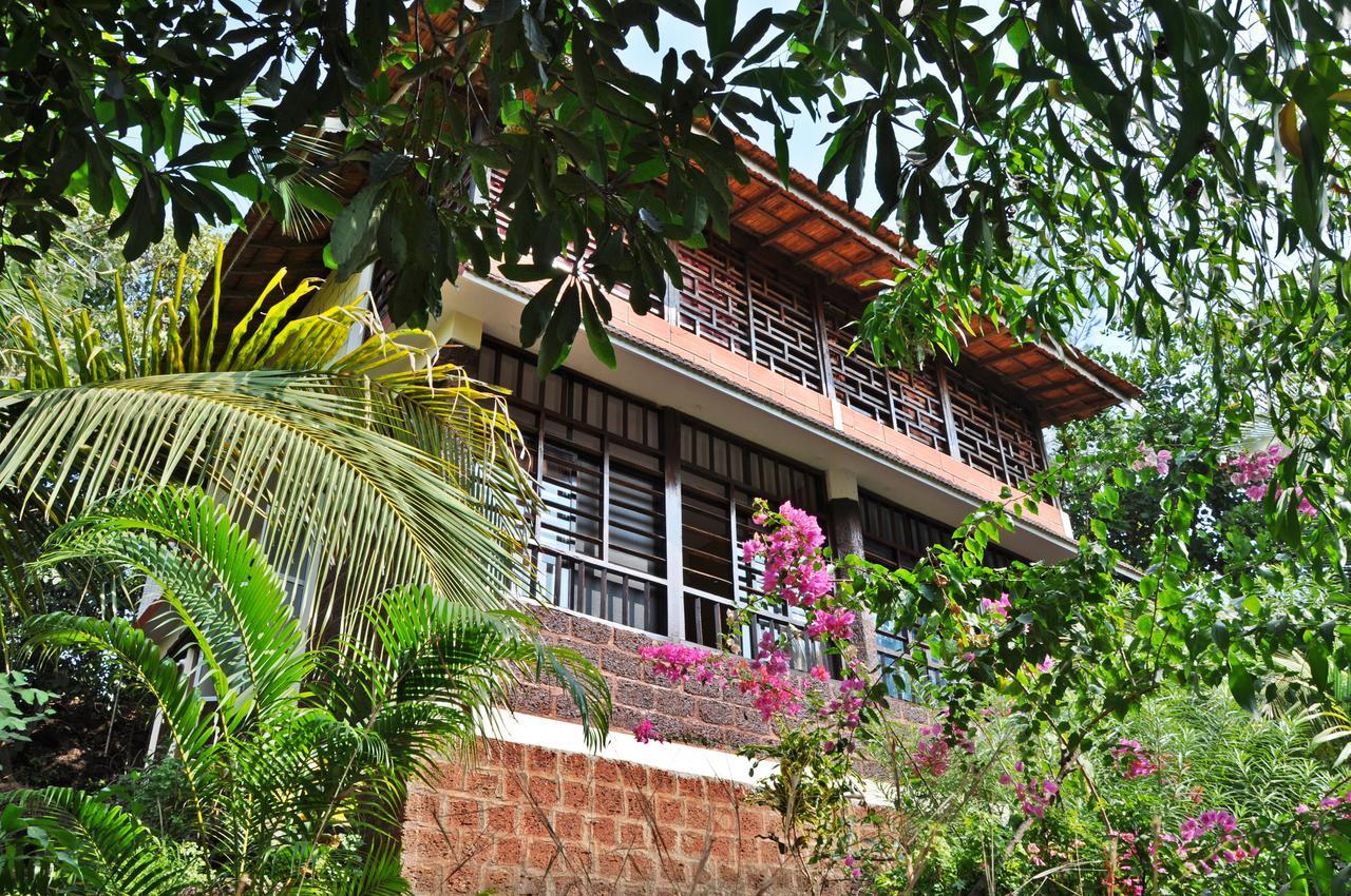 Hôtel Namaste Sanjeevini à Gokarna  Extérieur photo