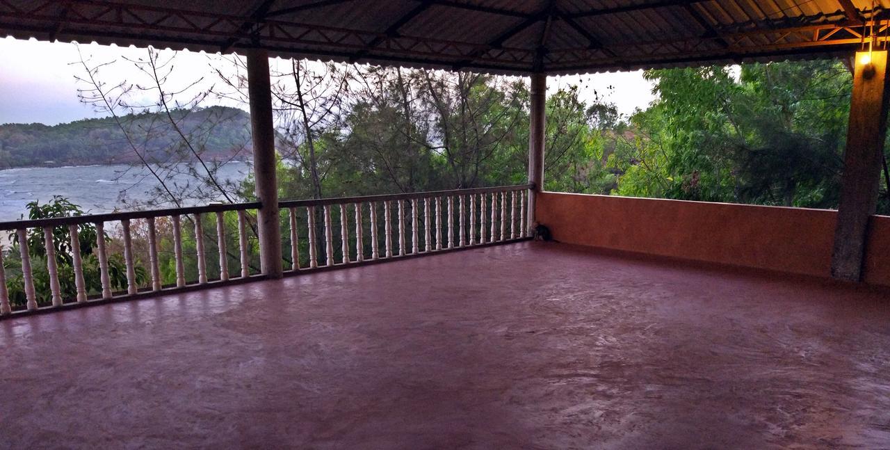 Hôtel Namaste Sanjeevini à Gokarna  Extérieur photo