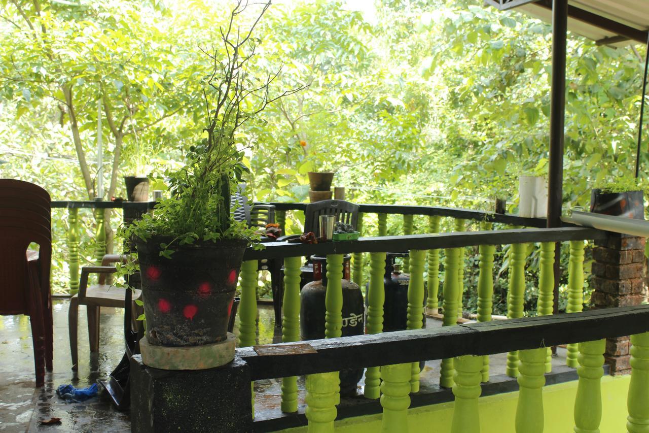 Hôtel Namaste Sanjeevini à Gokarna  Extérieur photo