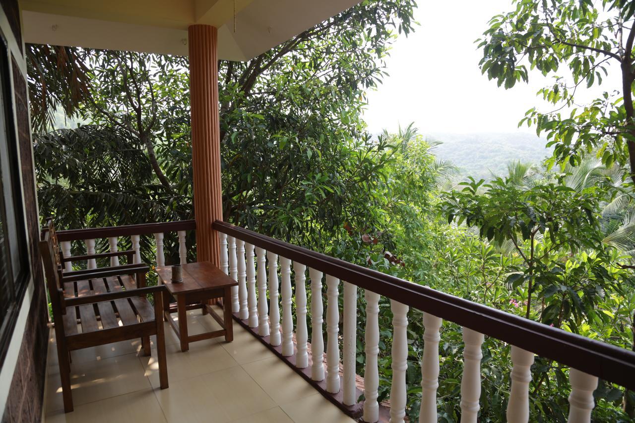 Hôtel Namaste Sanjeevini à Gokarna  Extérieur photo