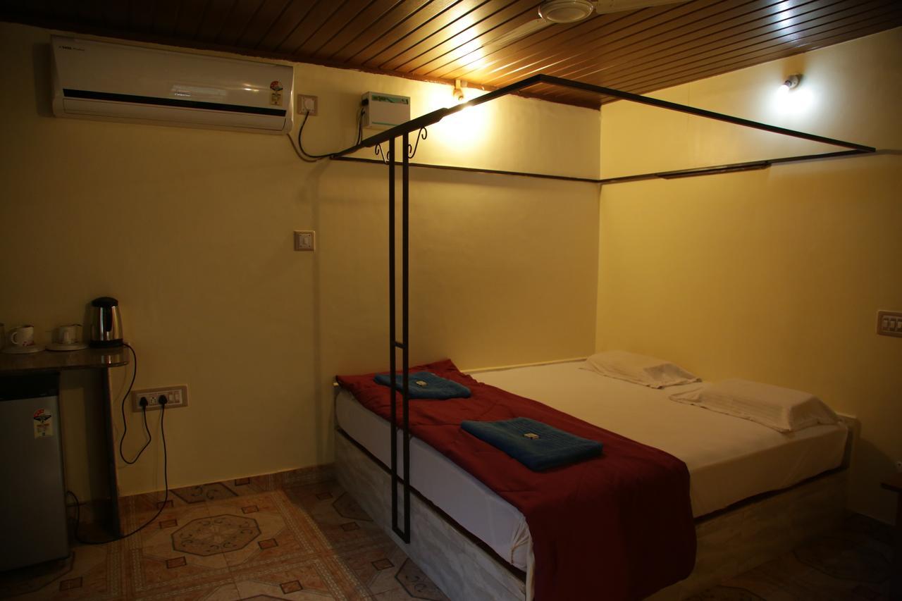 Hôtel Namaste Sanjeevini à Gokarna  Extérieur photo