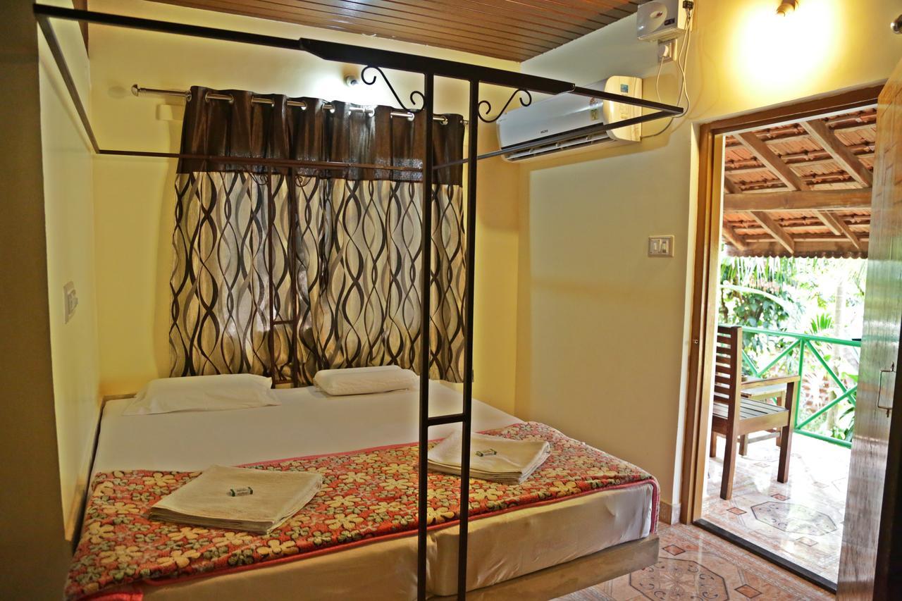 Hôtel Namaste Sanjeevini à Gokarna  Extérieur photo