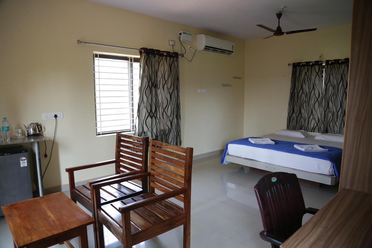 Hôtel Namaste Sanjeevini à Gokarna  Extérieur photo