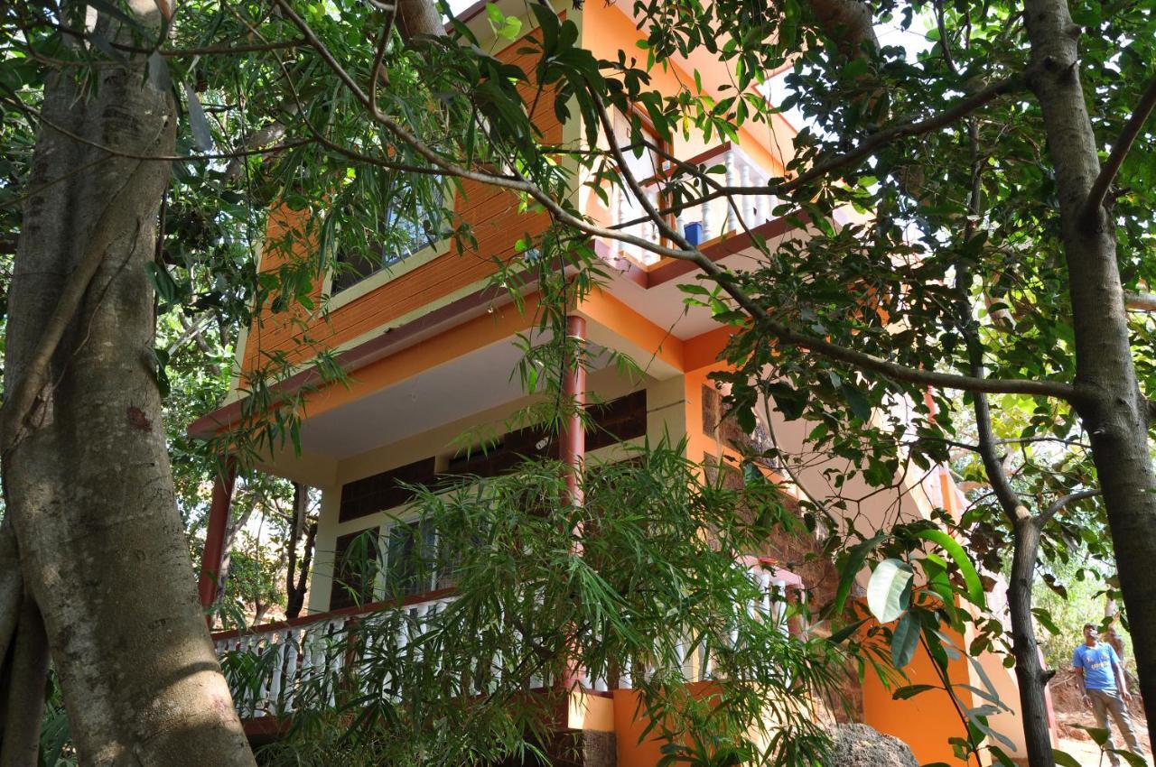 Hôtel Namaste Sanjeevini à Gokarna  Extérieur photo
